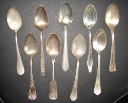 detail_2386_silverware-lot_9_spoons-small.jpg