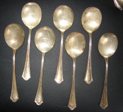 detail_2387_silverware-vernon-ashley_soup_spoons.jpg