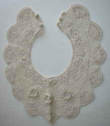 detail_3130_Crochet_Collar.jpg