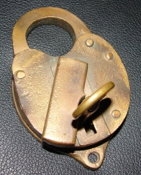 detail_3304_Brass_lock_1.jpg