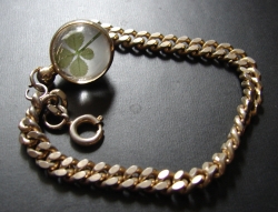 detail_3361_4_leaf_clover_bracelet_1.jpg