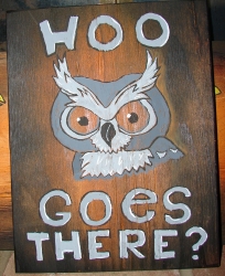 detail_3405_sign_-_hoo_goes_there.jpg