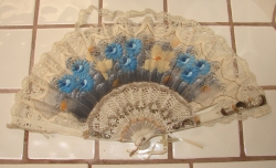 detail_35_Fan_-_White_Front.jpg