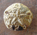 TREASURES OF THE SEA SCARF HOLDER