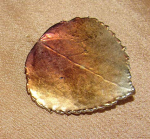 GOLDLEAF BROOCH